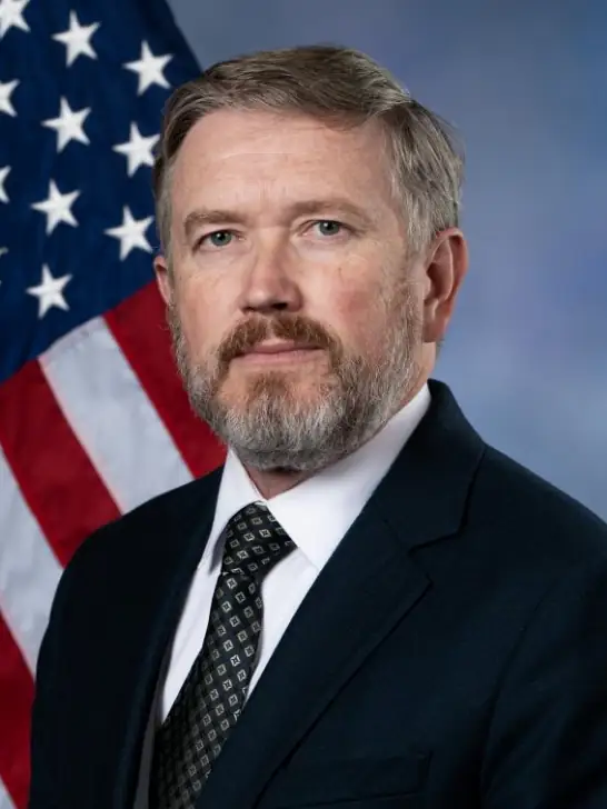 Official House portrait of Representative Thomas Massie (119th Congress)—Wikimedia Commons file used to identify the lawmaker named in the story, not a campaign logo or polling graphic from the Kentucky primary.